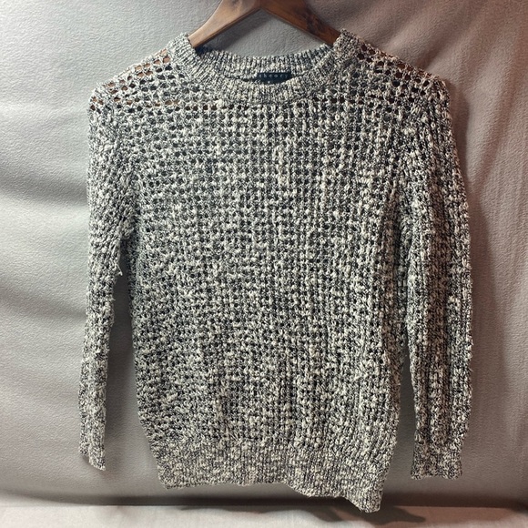 Theory Gray Knit sweater size medium - Picture 1 of 4